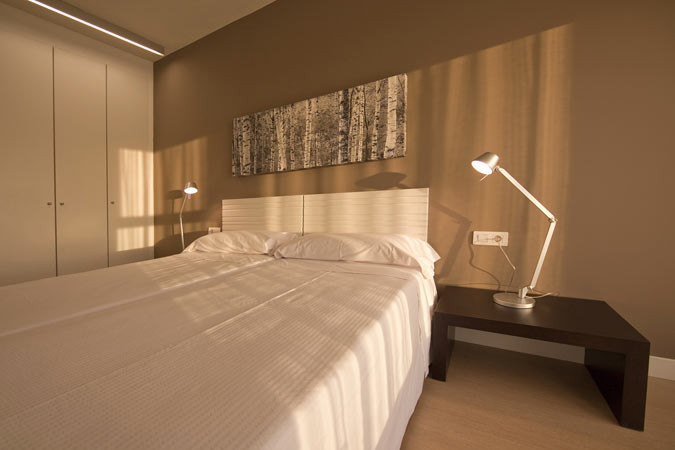 Irenaz Vitoria Apartments主图