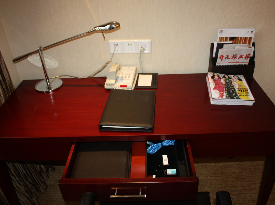 开元凤鸣山庄主图