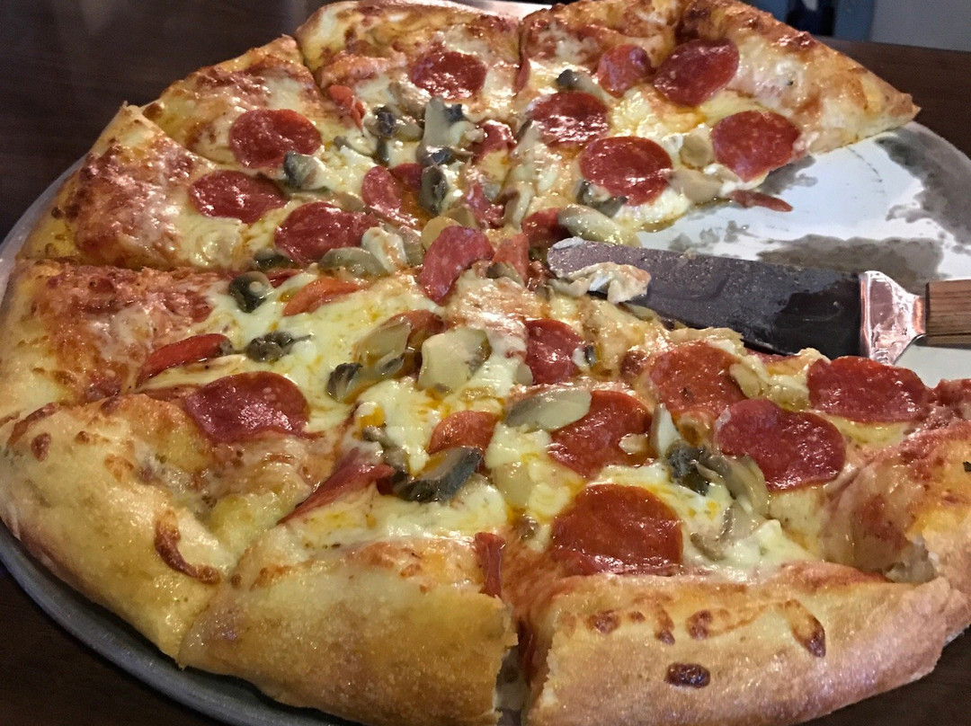 Hale餐馆和美食-Long Lake Bar & Grill