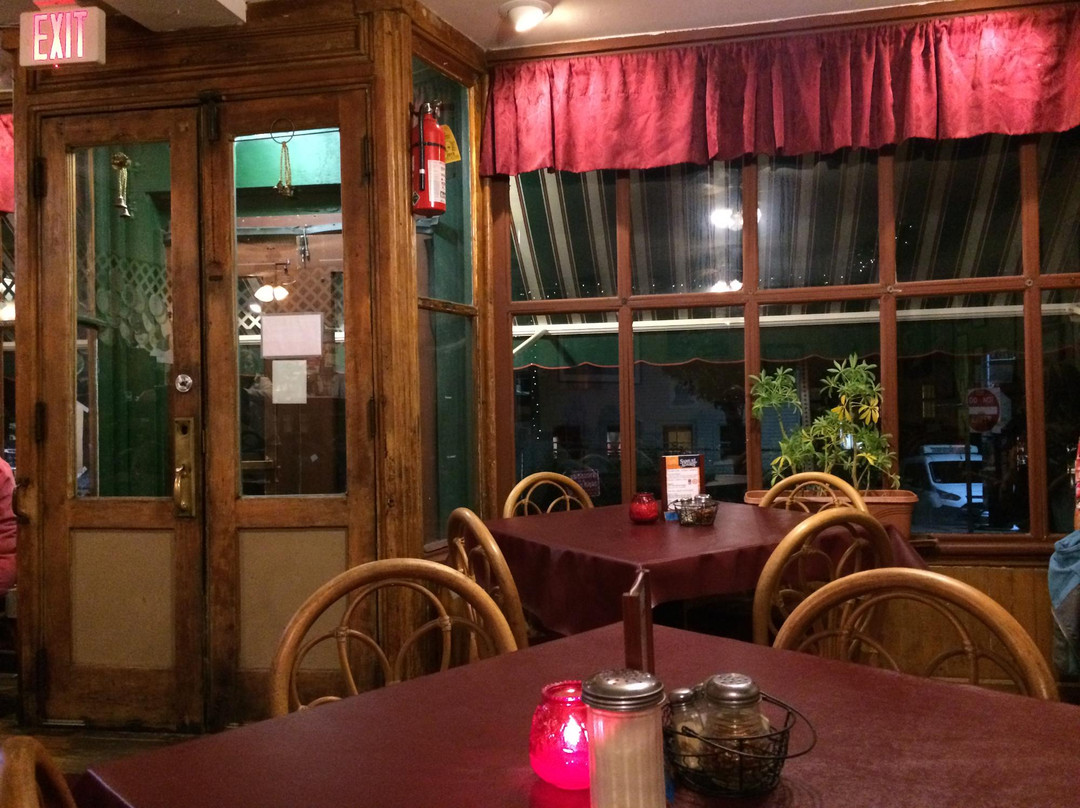 Winooski餐馆和美食-Papa Frank's Italian Restaurant