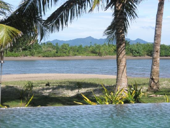 Tiri Villas