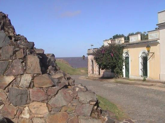 Barrio Historico-科洛尼亚·德尔萨克拉门托城必去景点