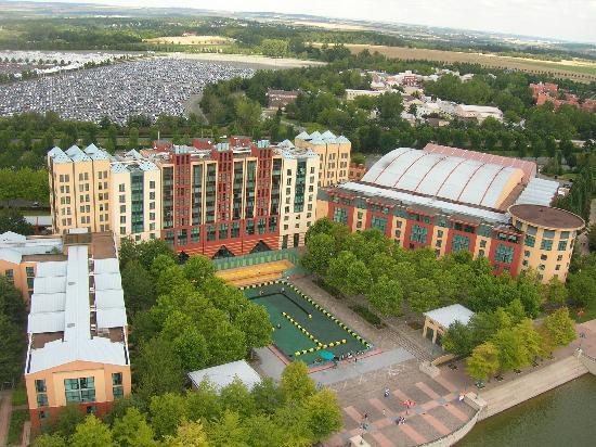 Disney Village景点图片