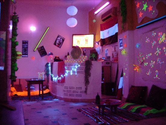 Goa bar-达哈卜必去景点