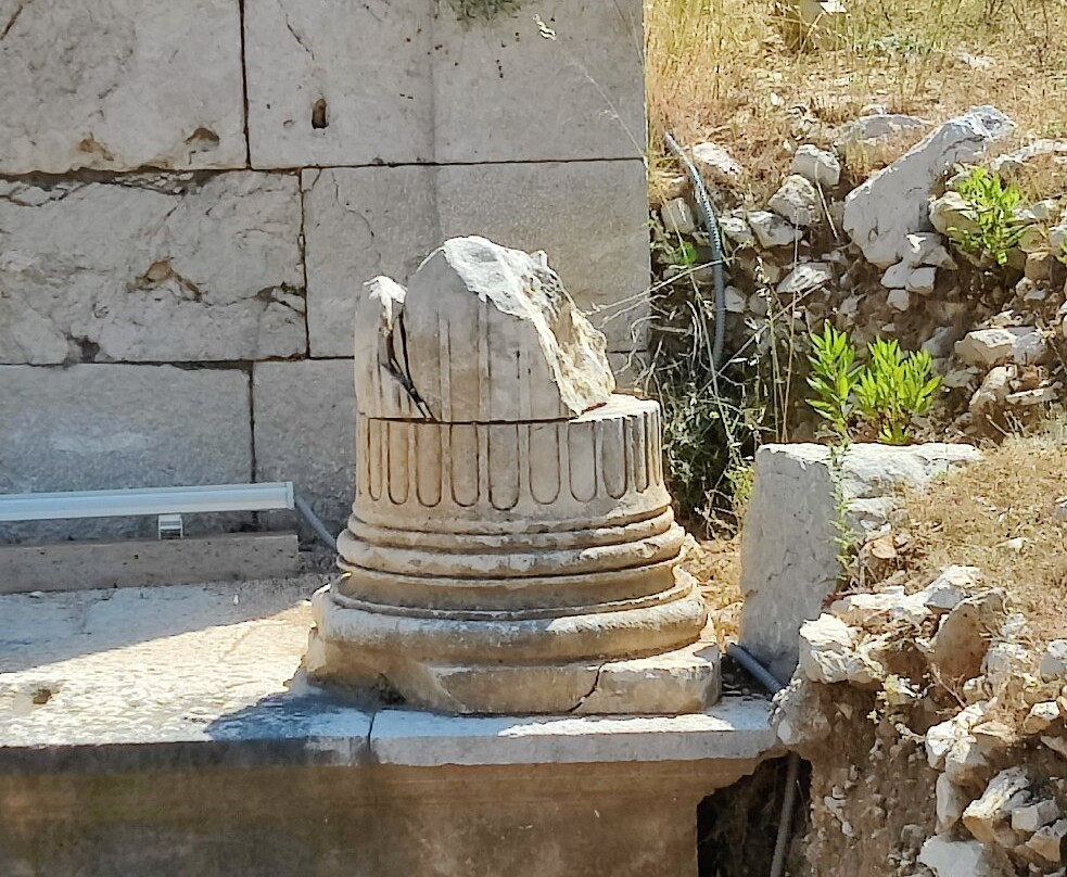 Patara Ruins景点图片