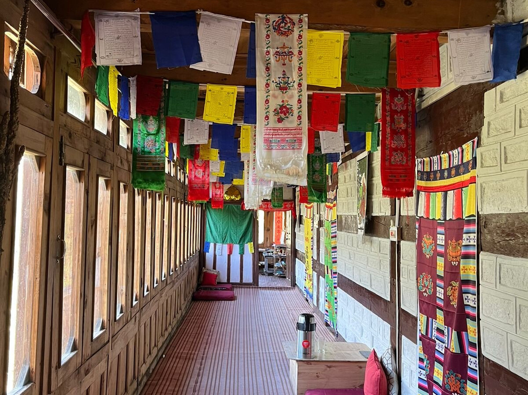 Folktales Residency主图