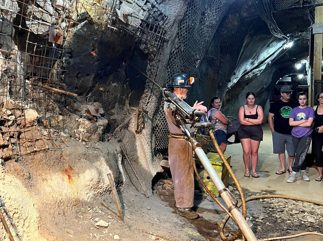 Kimberley's Underground Mining Railway景点图片