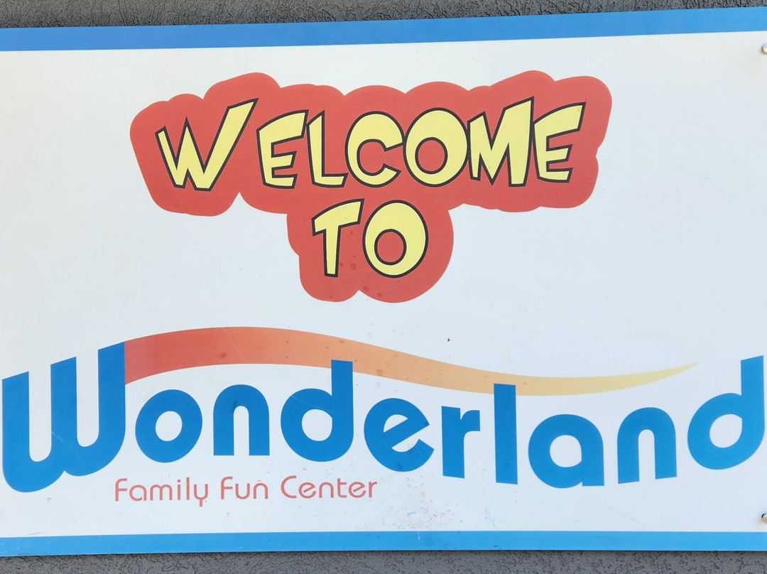 Wonderland FAMILY FUN CENTER景点图片