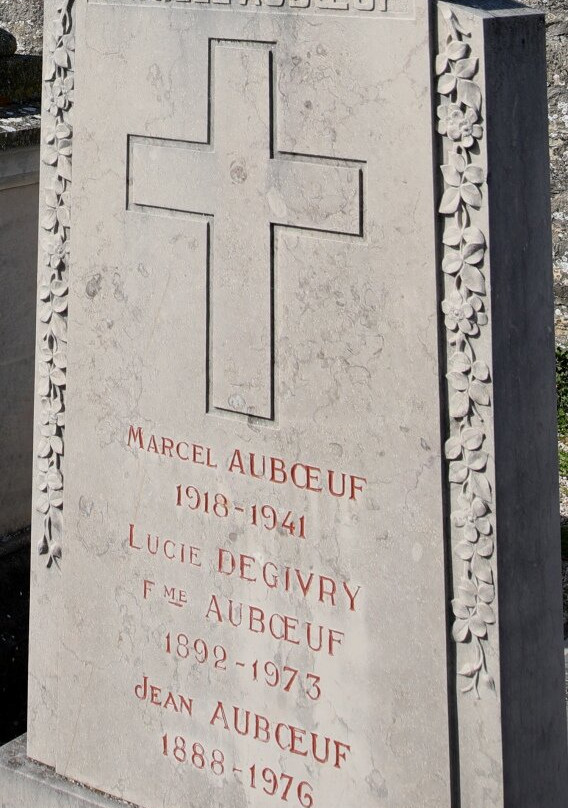 Cimetière Communal De Curtil-Sous-Burnand