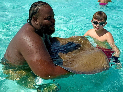 Blue Ocean Tours-乔治城必去景点