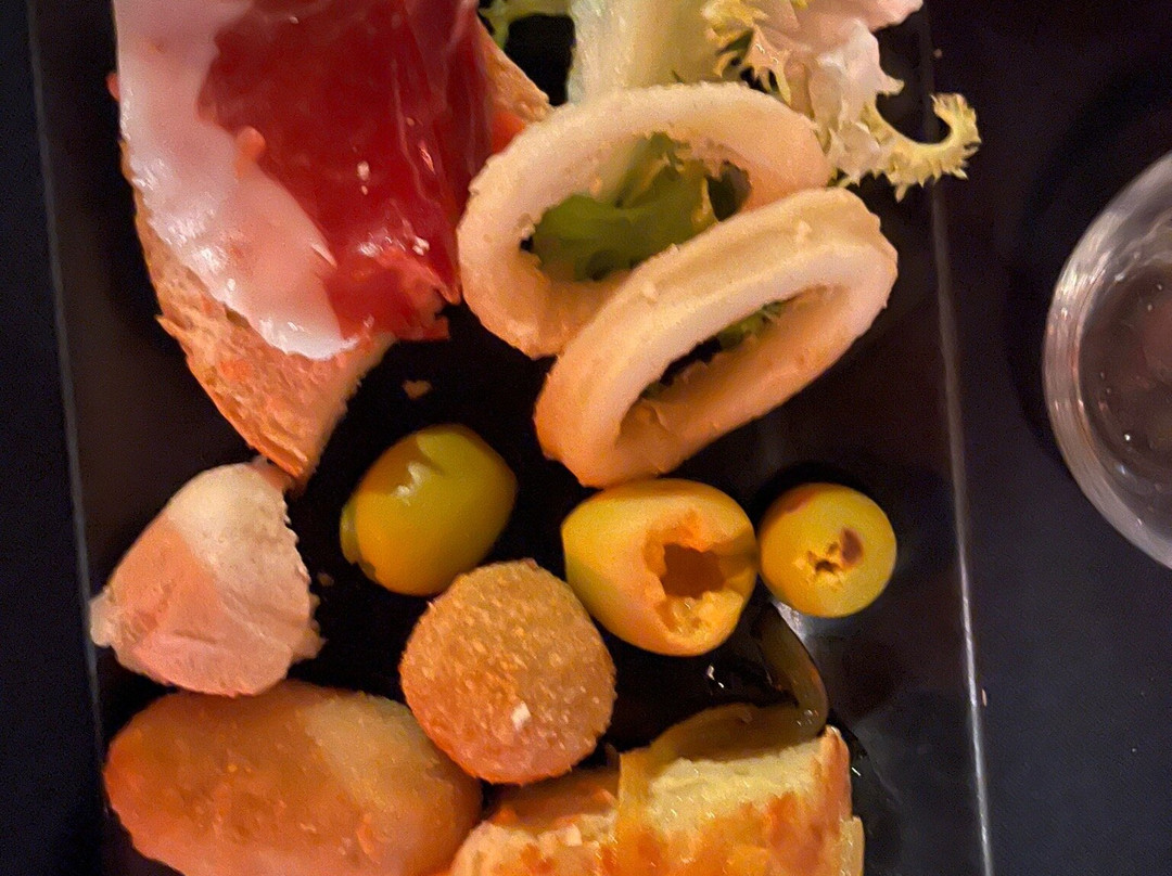 Torres Bermejas-马德里必去景点