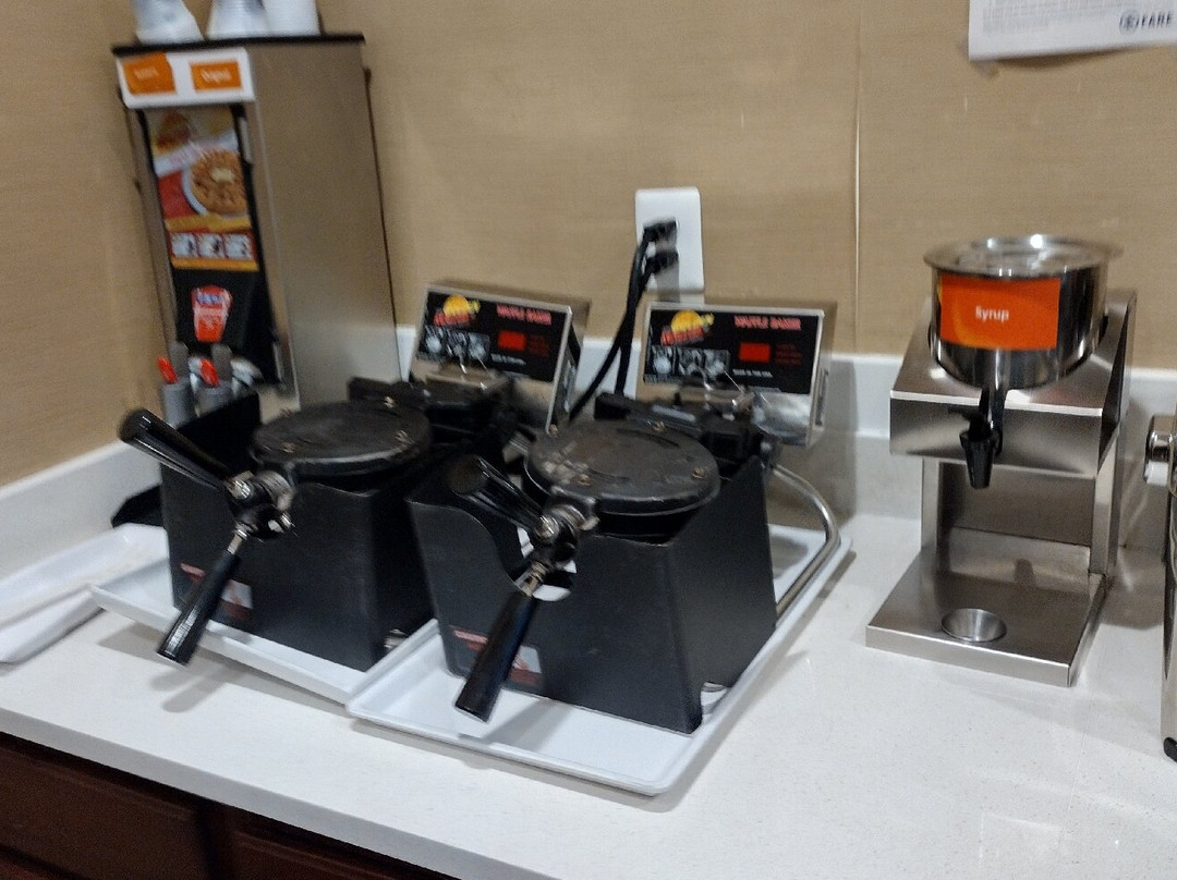 Comfort Inn & Suites Aberdeen near APG主图