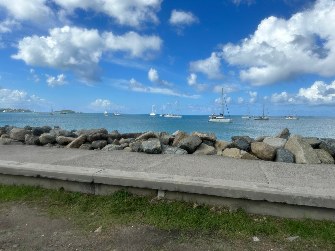 Solid ATV Scooter Rental-Pointe Blanche必去景点