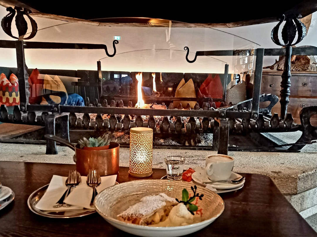 格罗纳霍夫酒店主图