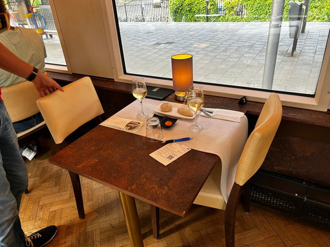 Dinner Train-阿姆斯特丹必去景点