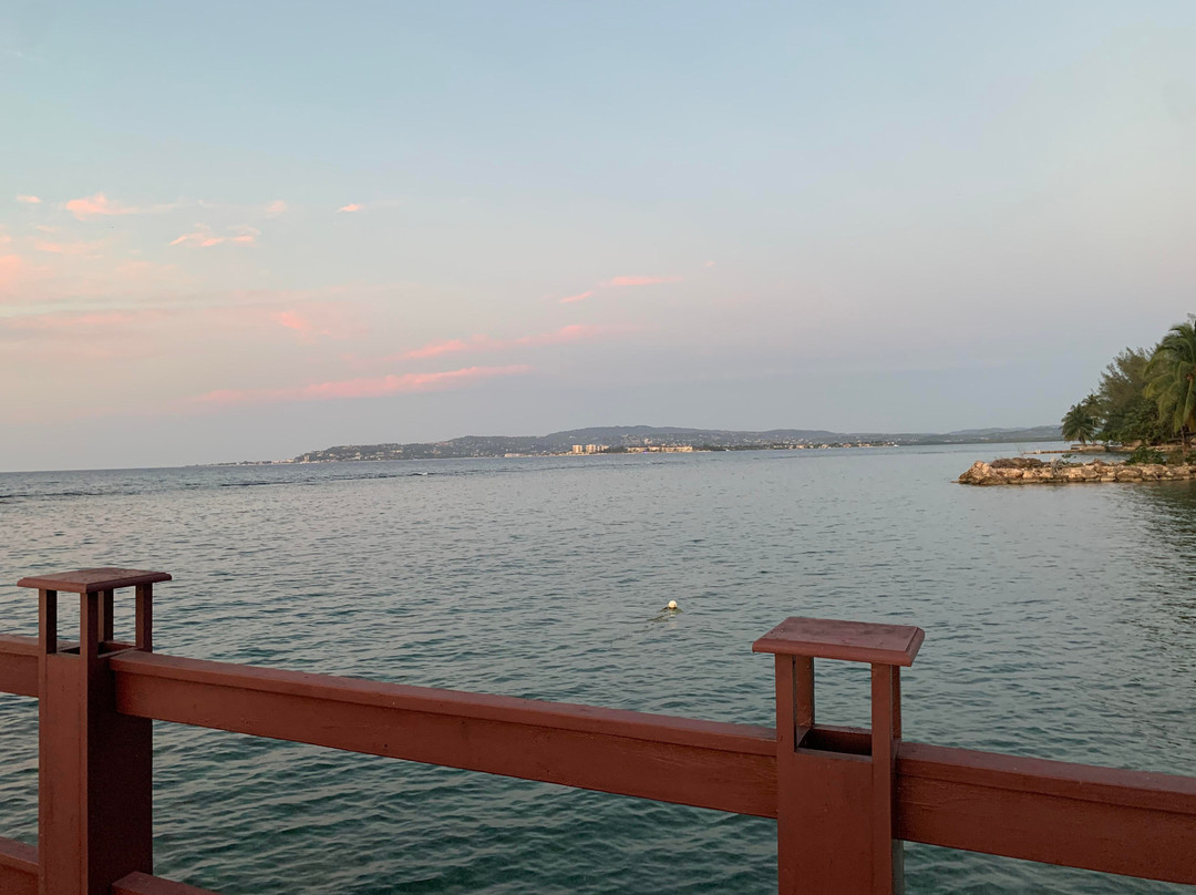 Waters Edge Villa主图