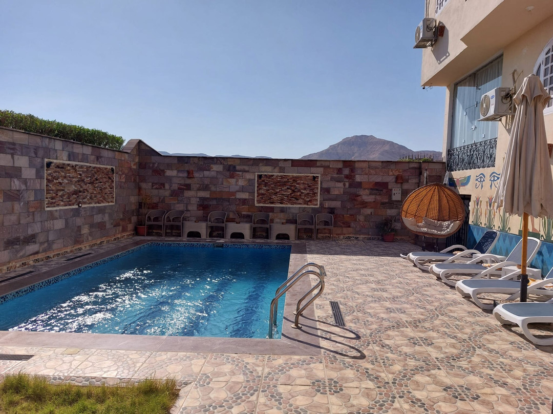 Royal Mountain Hotel主图