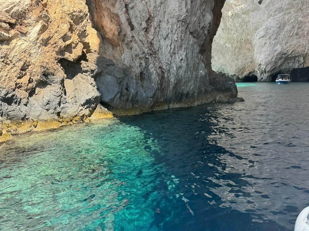 Serene Private Cruises景点图片