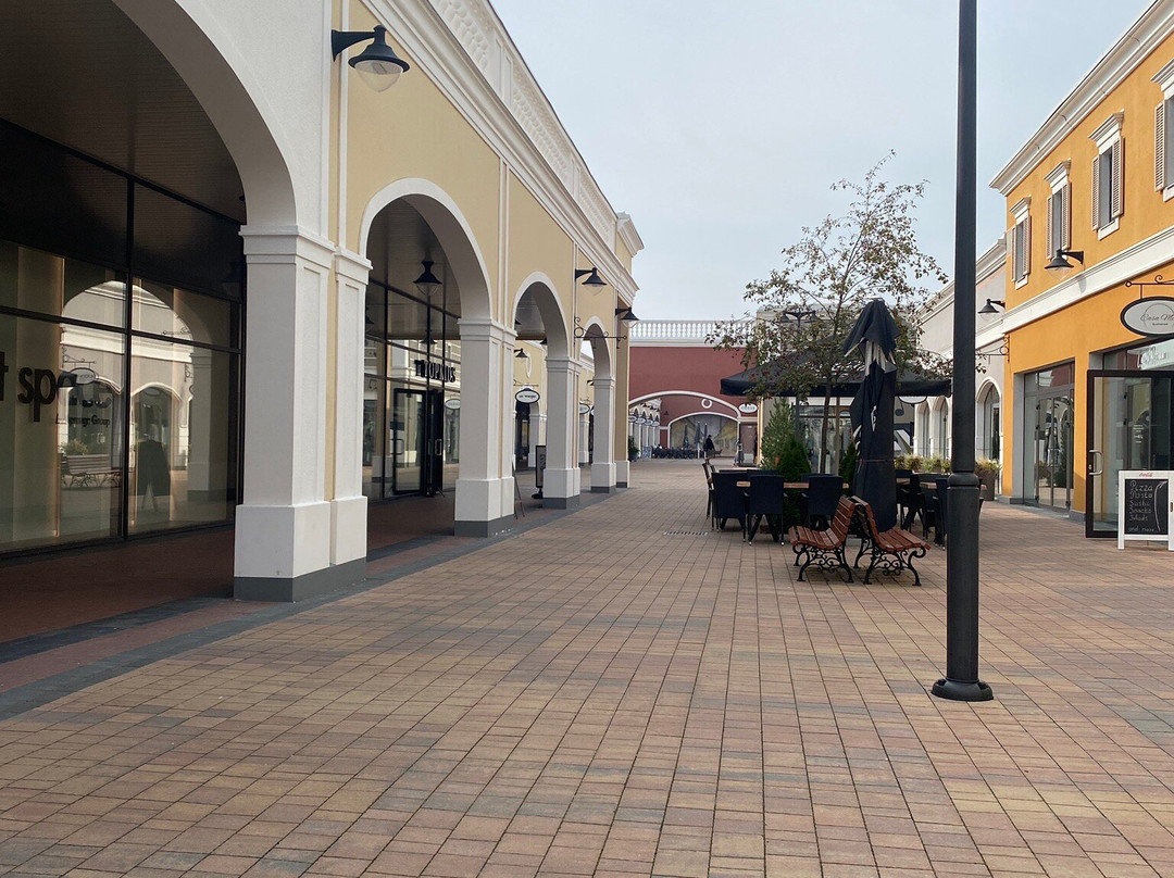 Via Jurmala Outlet Village景点图片