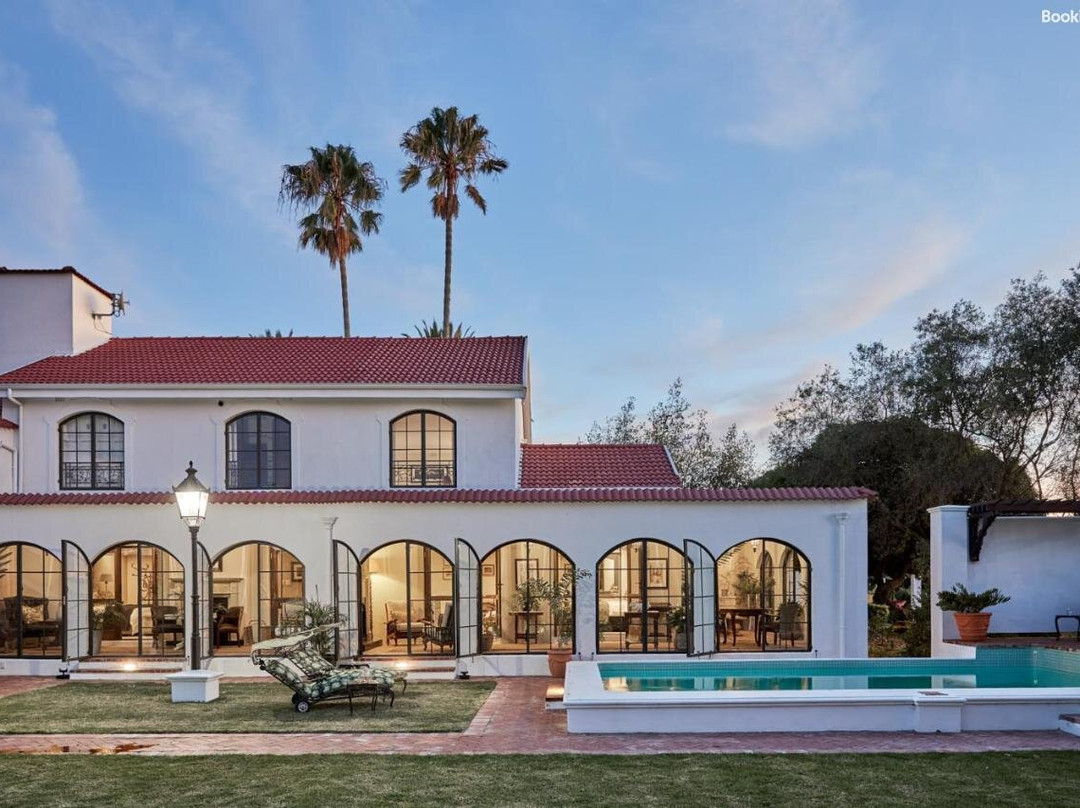 Deux Freres Luxury Villas主图