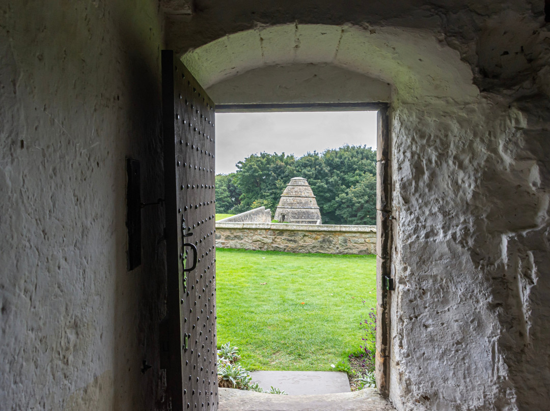 Aberdour Castle and Gardens景点图片