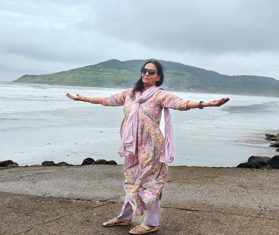 Gokul Paryatak Nivas主图