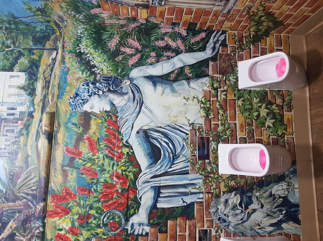 Cistern Chapel景点图片