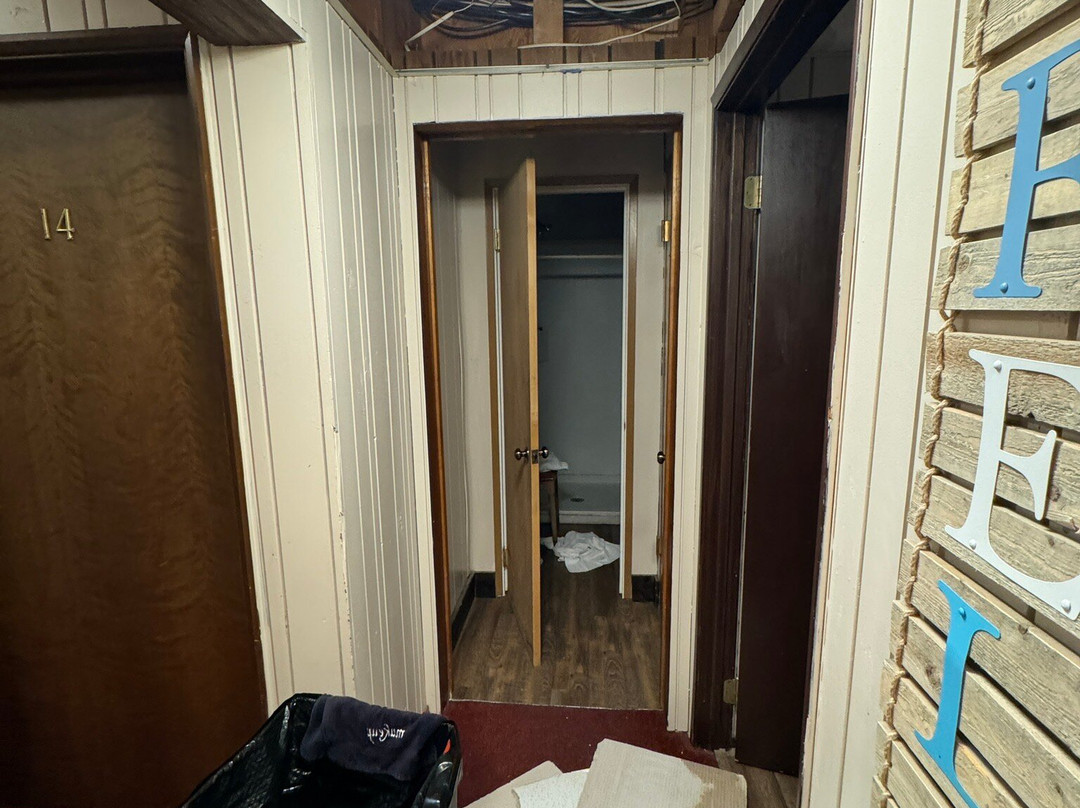 Breakers Boutique Inn主图