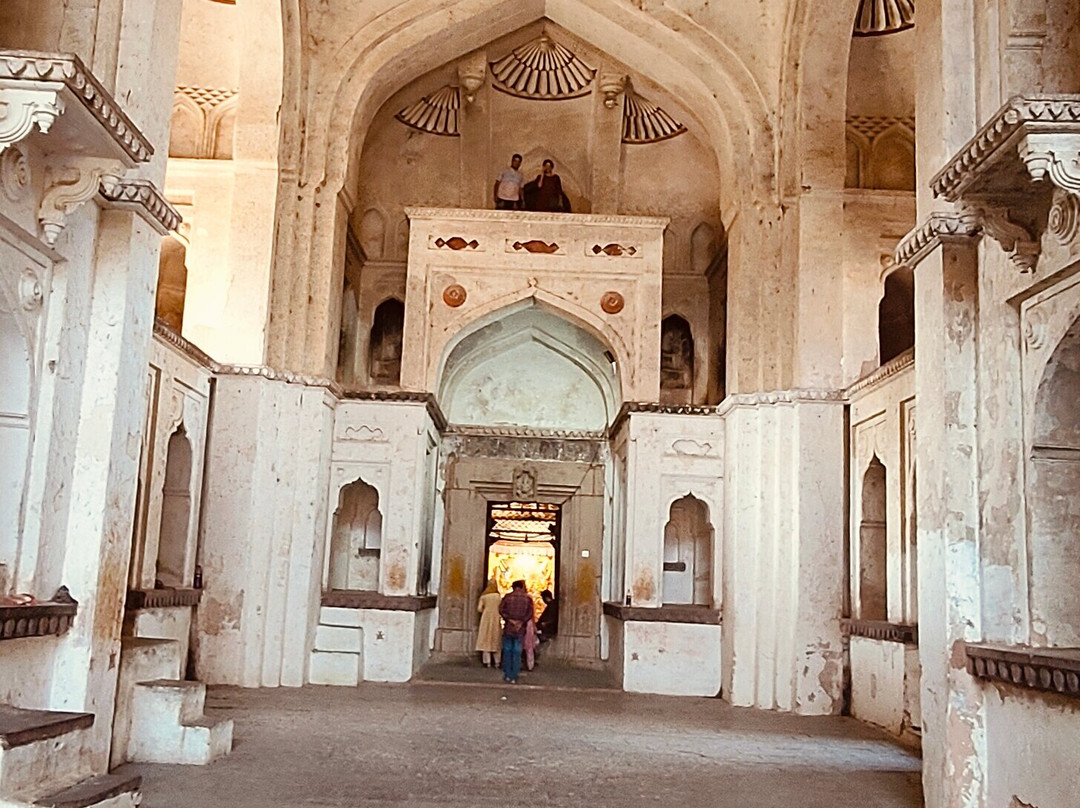 Chaturbhuj Temple景点图片