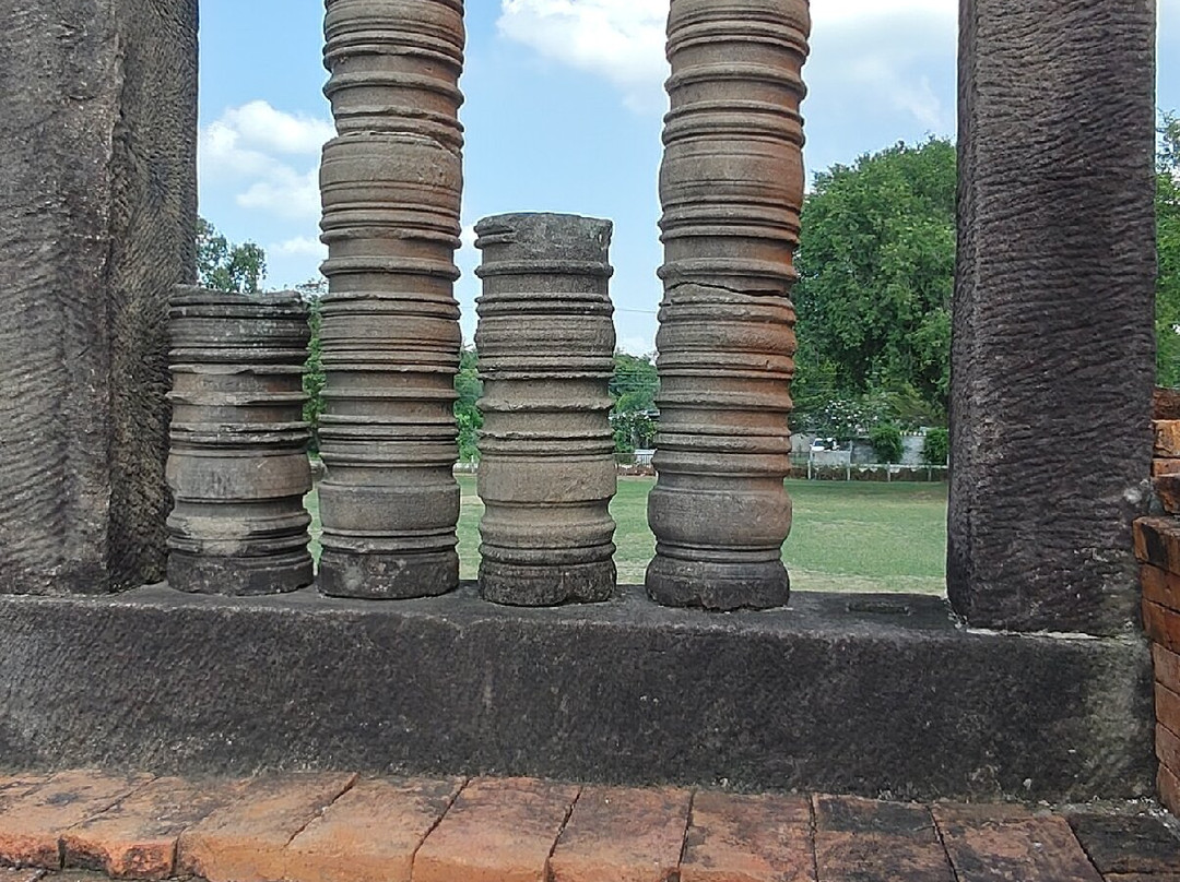 Prasat Muangkhaek景点图片