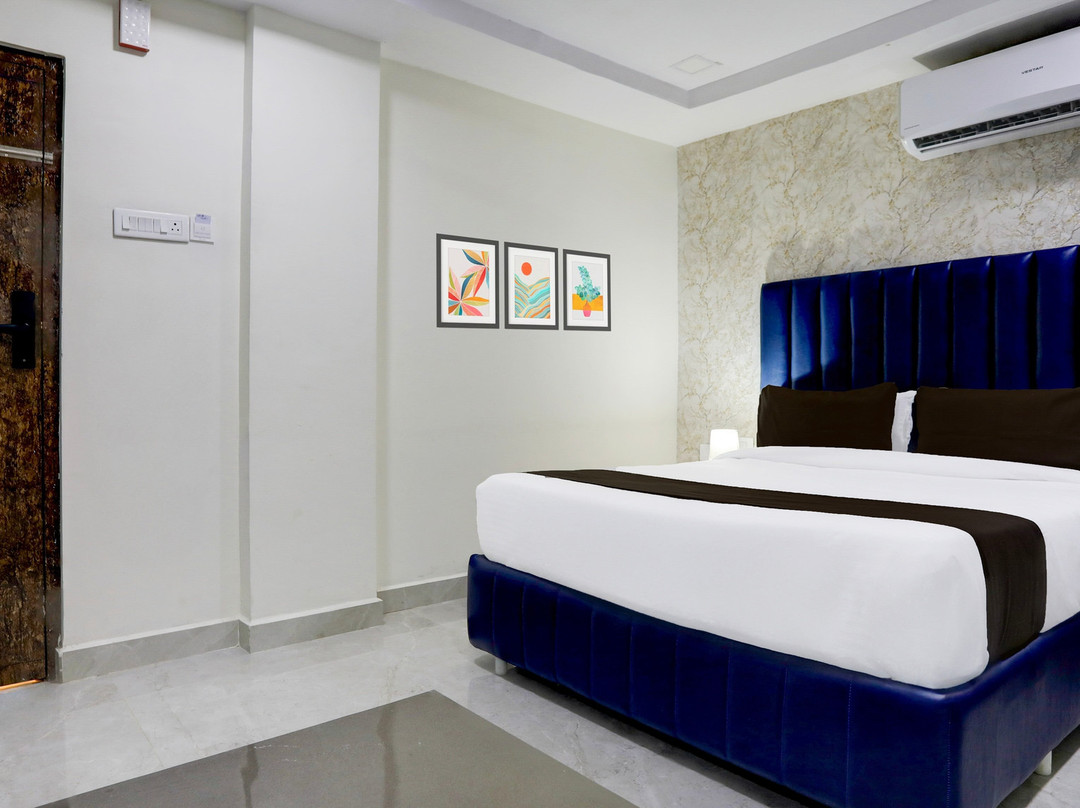 Super Townhouse Khammam