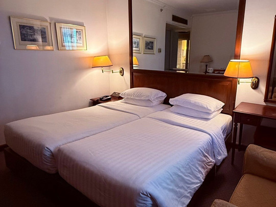 曼谷阿诺玛酒店主图