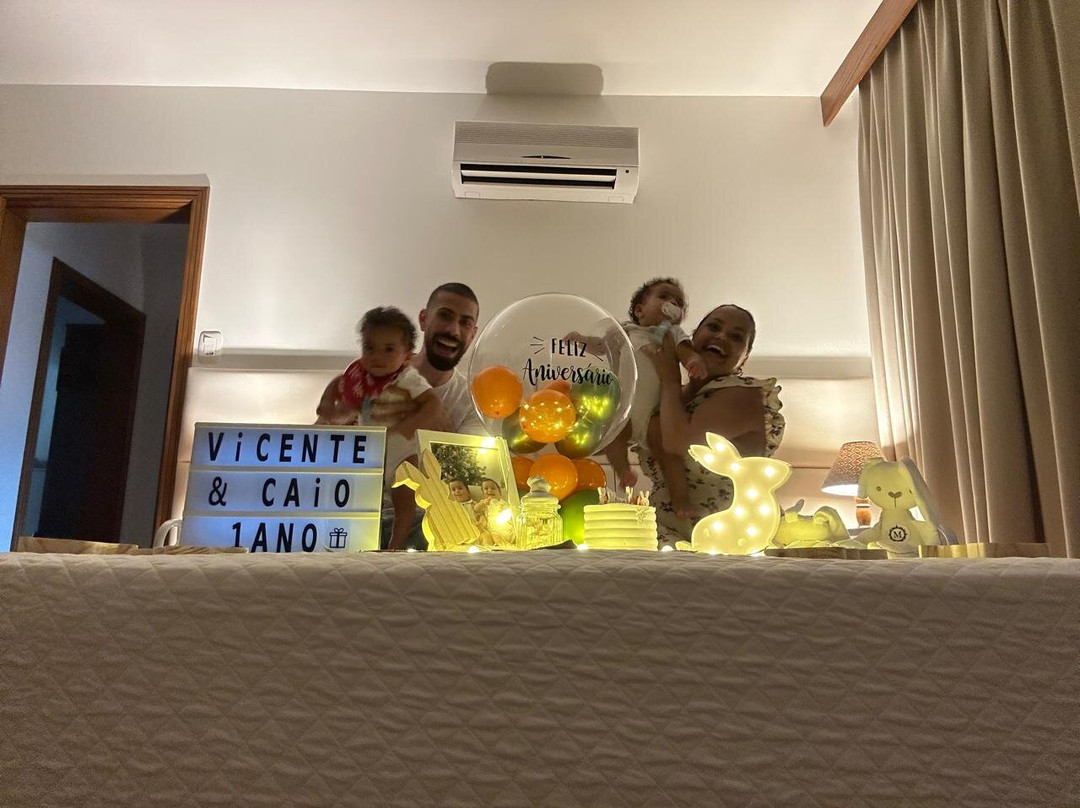 Micheline Hotel Tricot主图