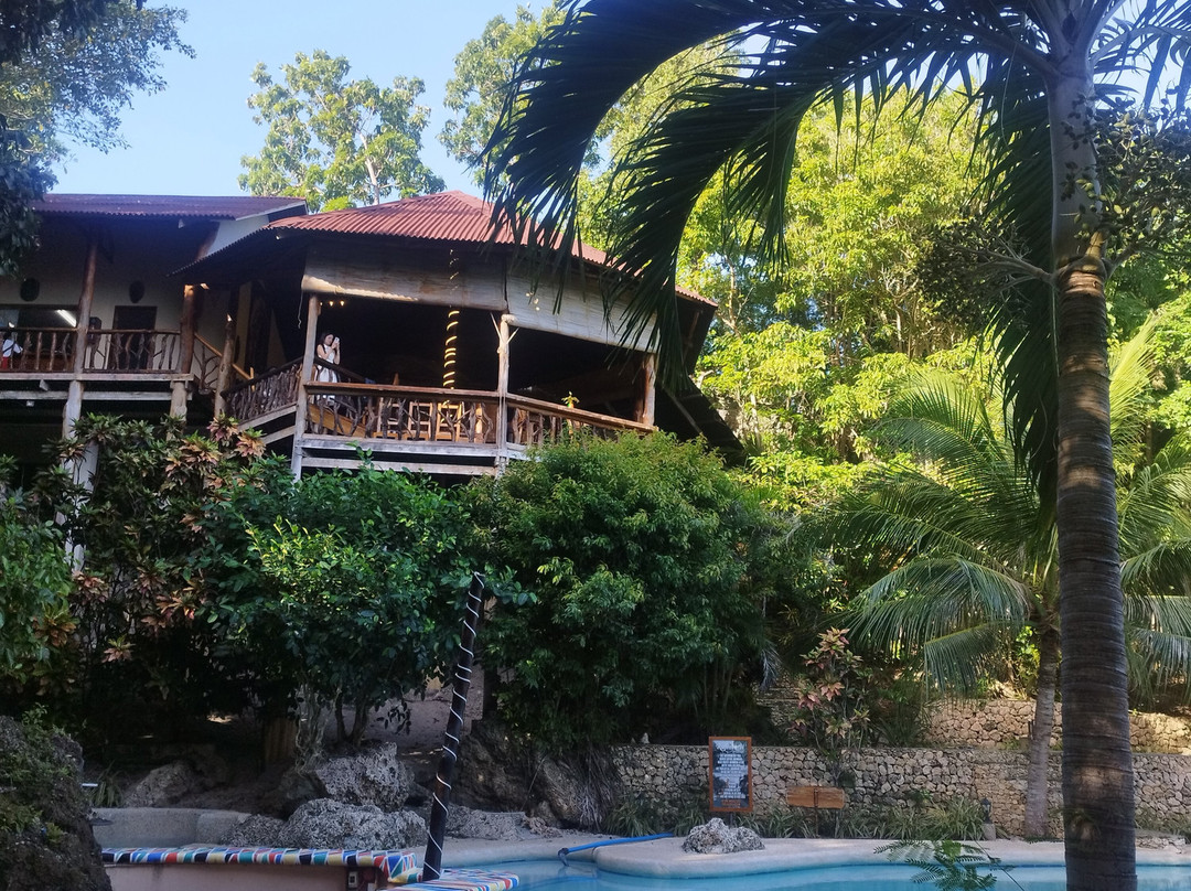 卡拉初奇海滩度假酒店主图