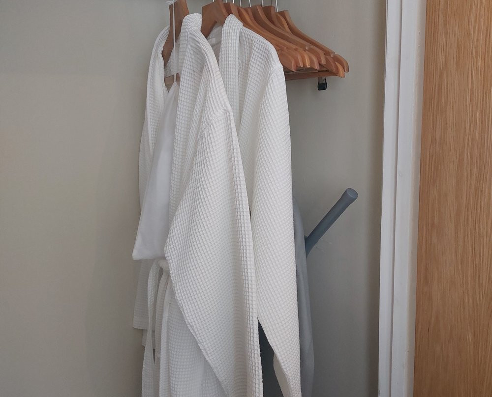 The White Horse Hotel主图