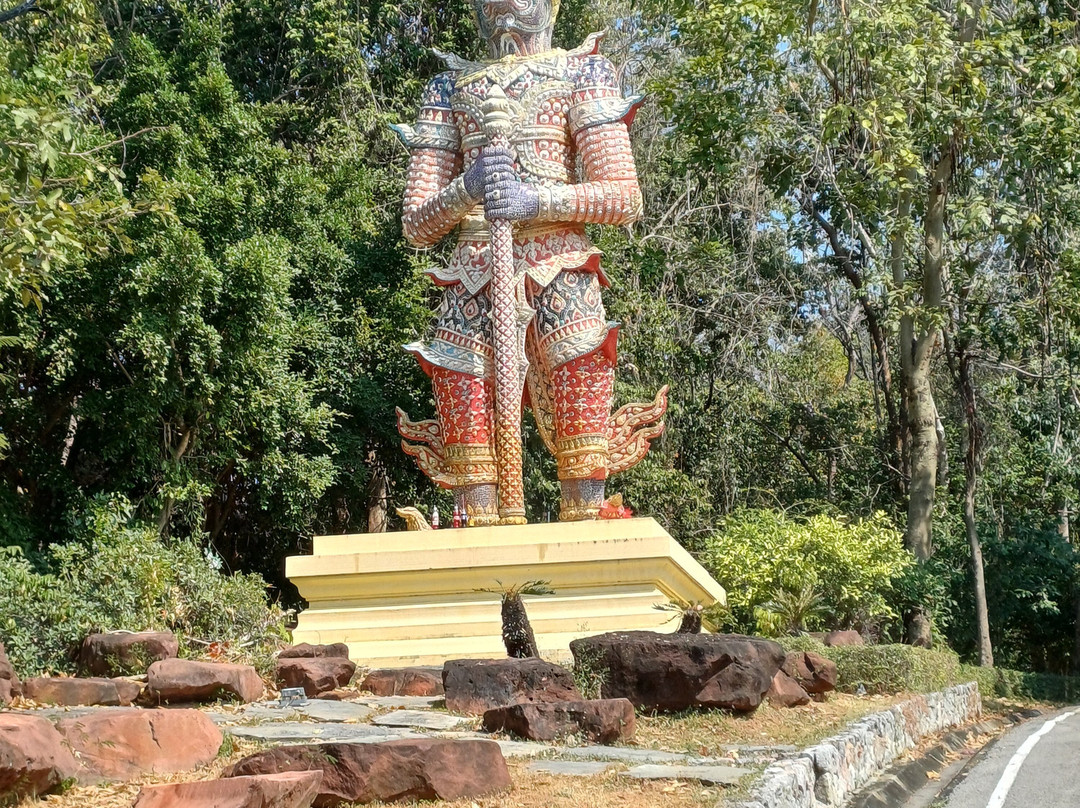 Wat Tang Sai Temple景点图片