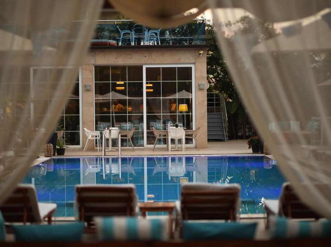 Marbella Beach Hotel主图
