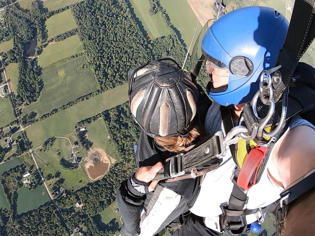 Cleveland Skydiving Center-Garrettsville必去景点