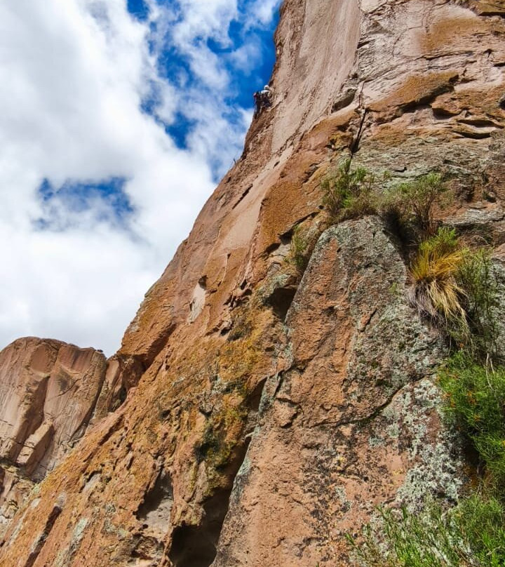 Climbing Sucre景点图片
