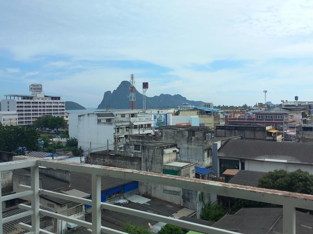 Prachuap Grand Hotel主图
