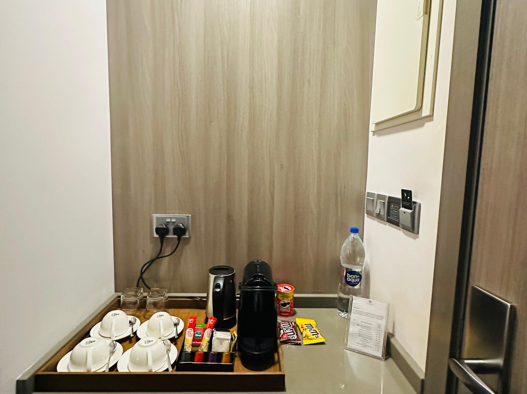 玛姬丽旅馆主图