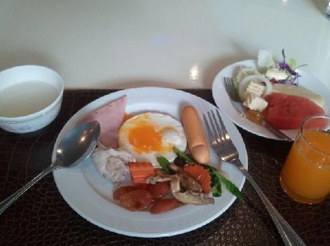 论坛公园酒店主图