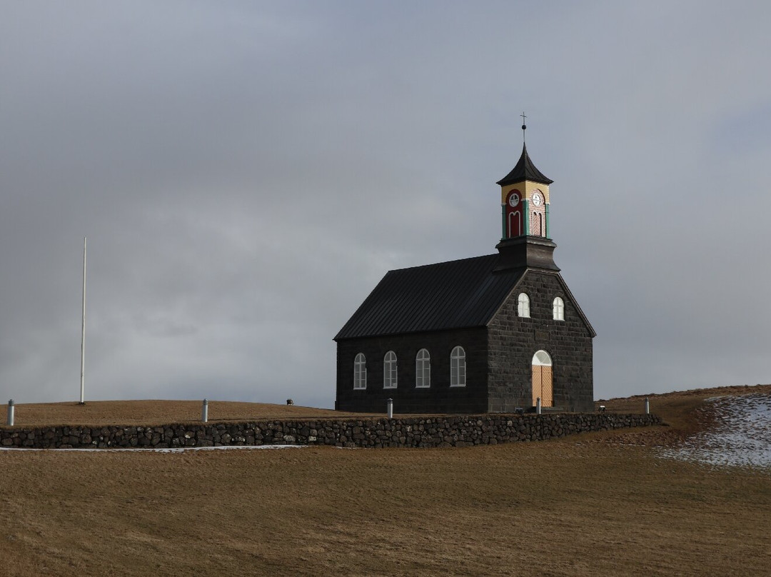 Hvalsneskirkja-Sandgerdi必去景点