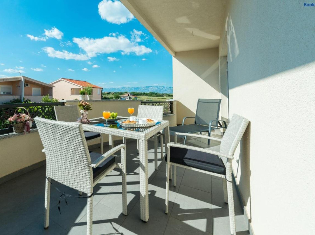 Apartments Nella