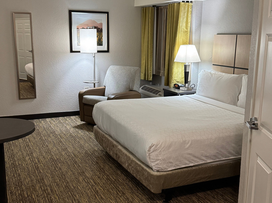 Candlewood Suites Portland-Airport by IHG主图