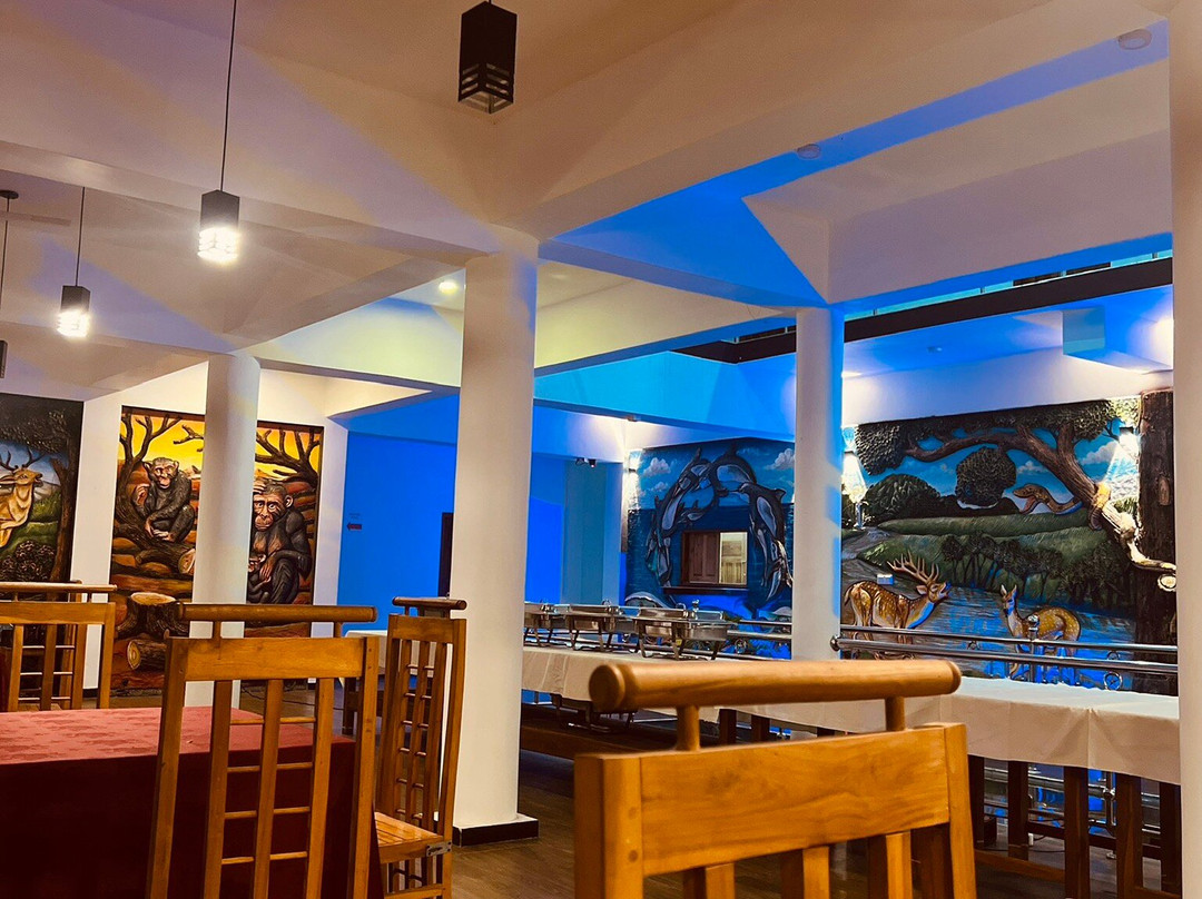 Hotel Theevanni Inn主图