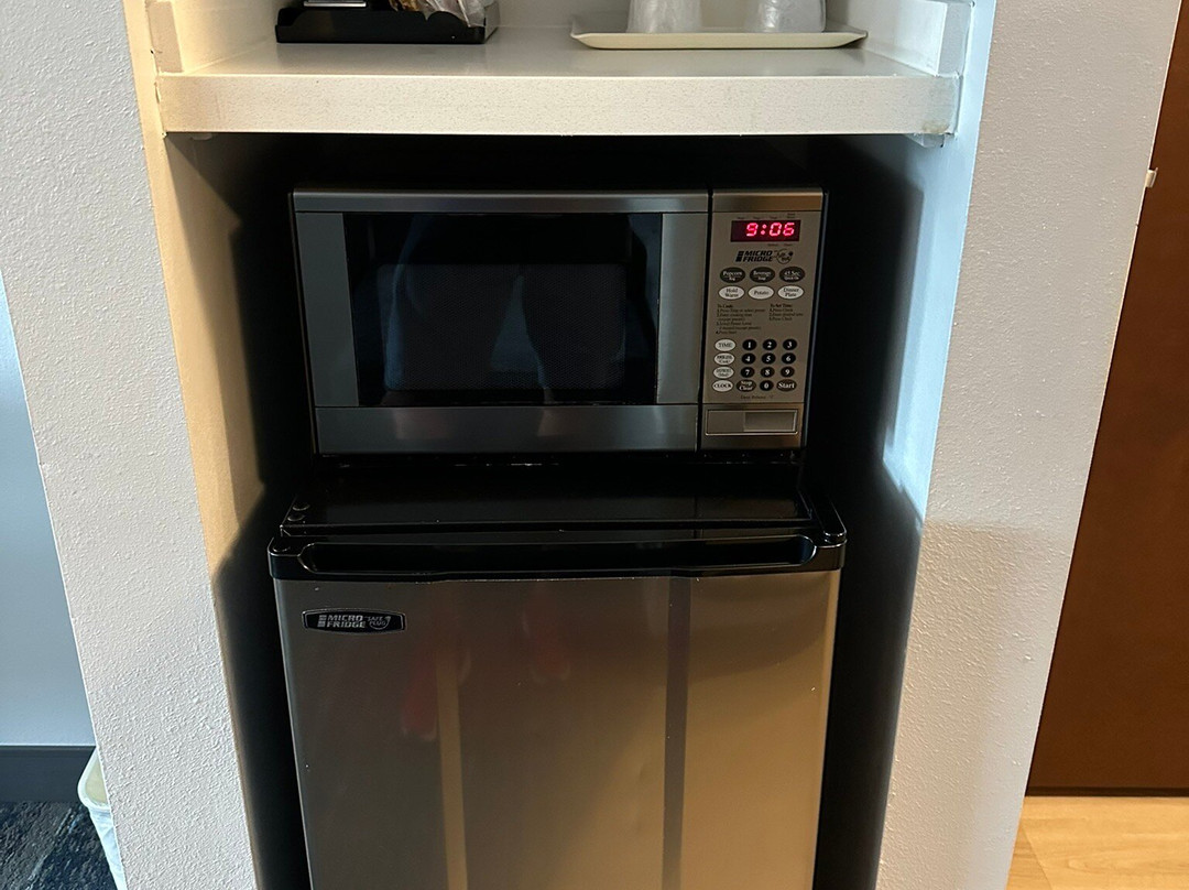 La Quinta Inn & Suites by Wyndham Warner Robins - Robins AFB主图