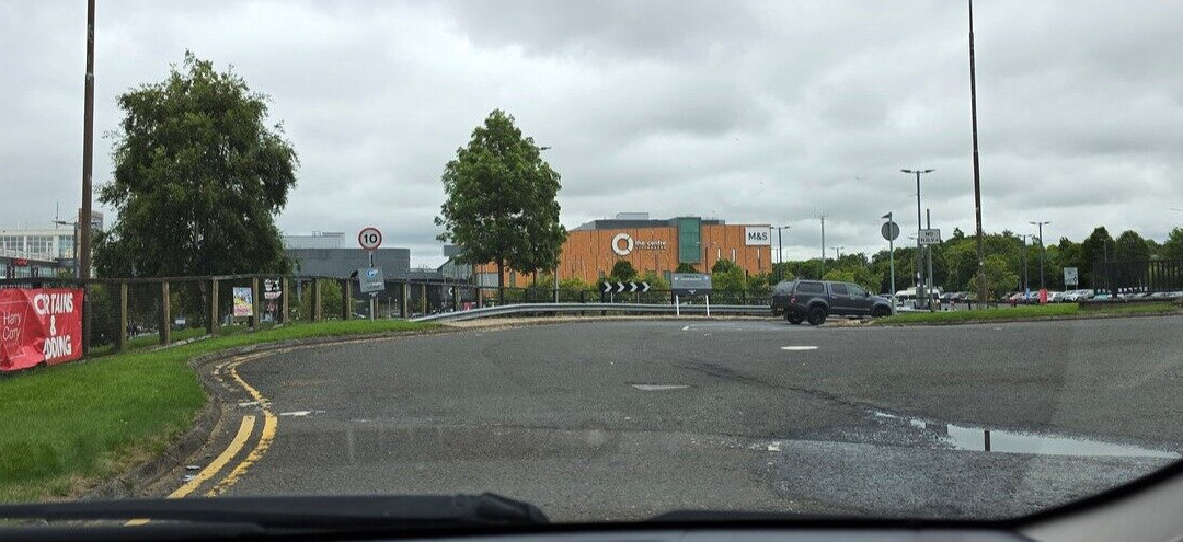 Livingston Designer Outlet-利文斯顿必去景点