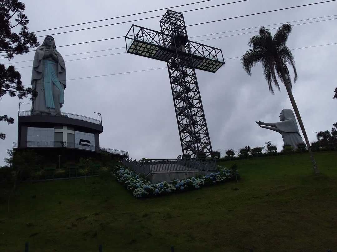 Santuário Nossa Senhora de Lourdes e do Louvor