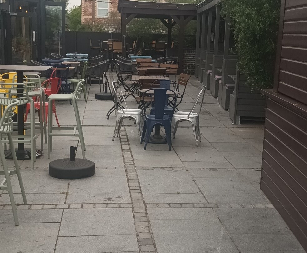The Station Restaurant & Bar主图
